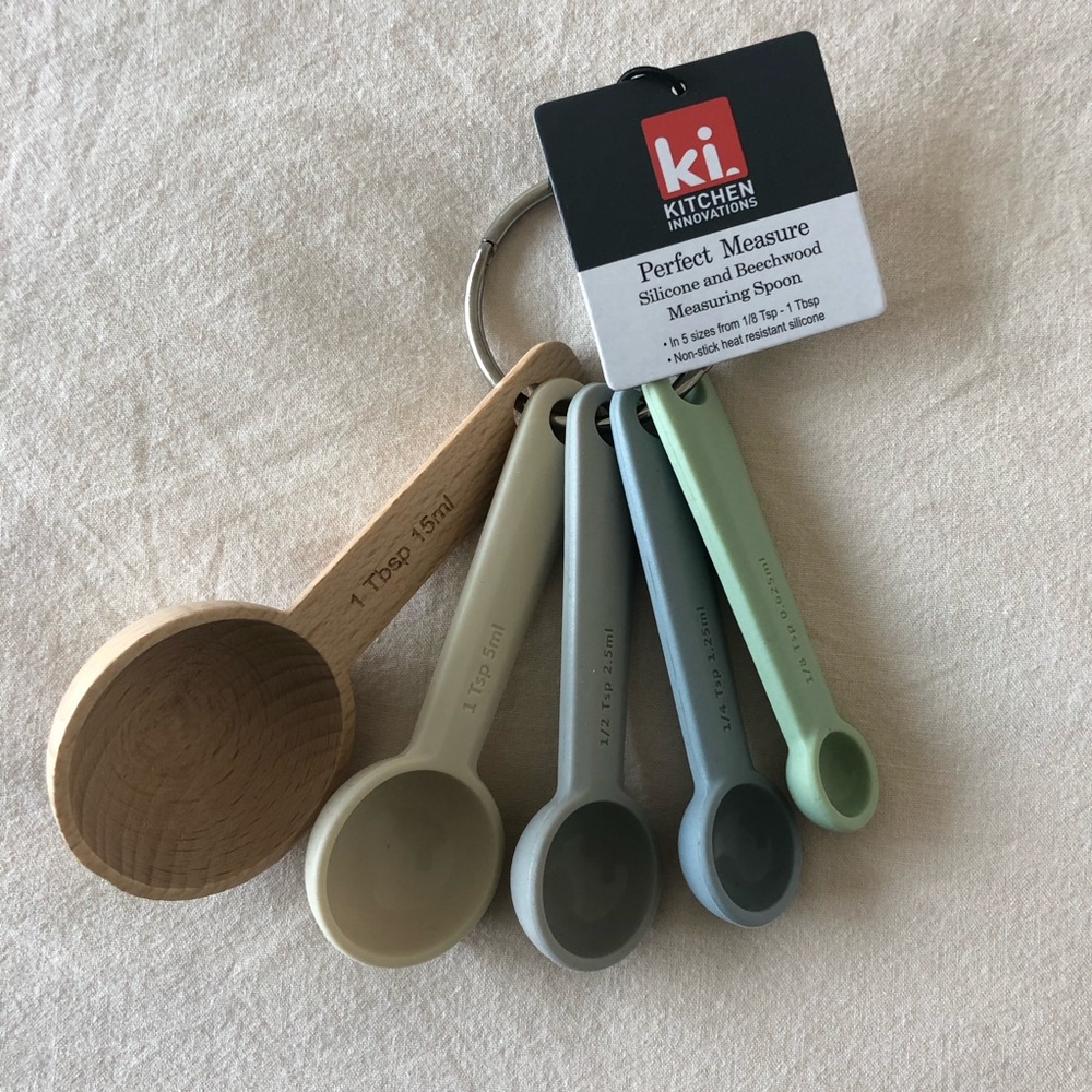 Silicone & Beechwood Measuring Spoon Set
